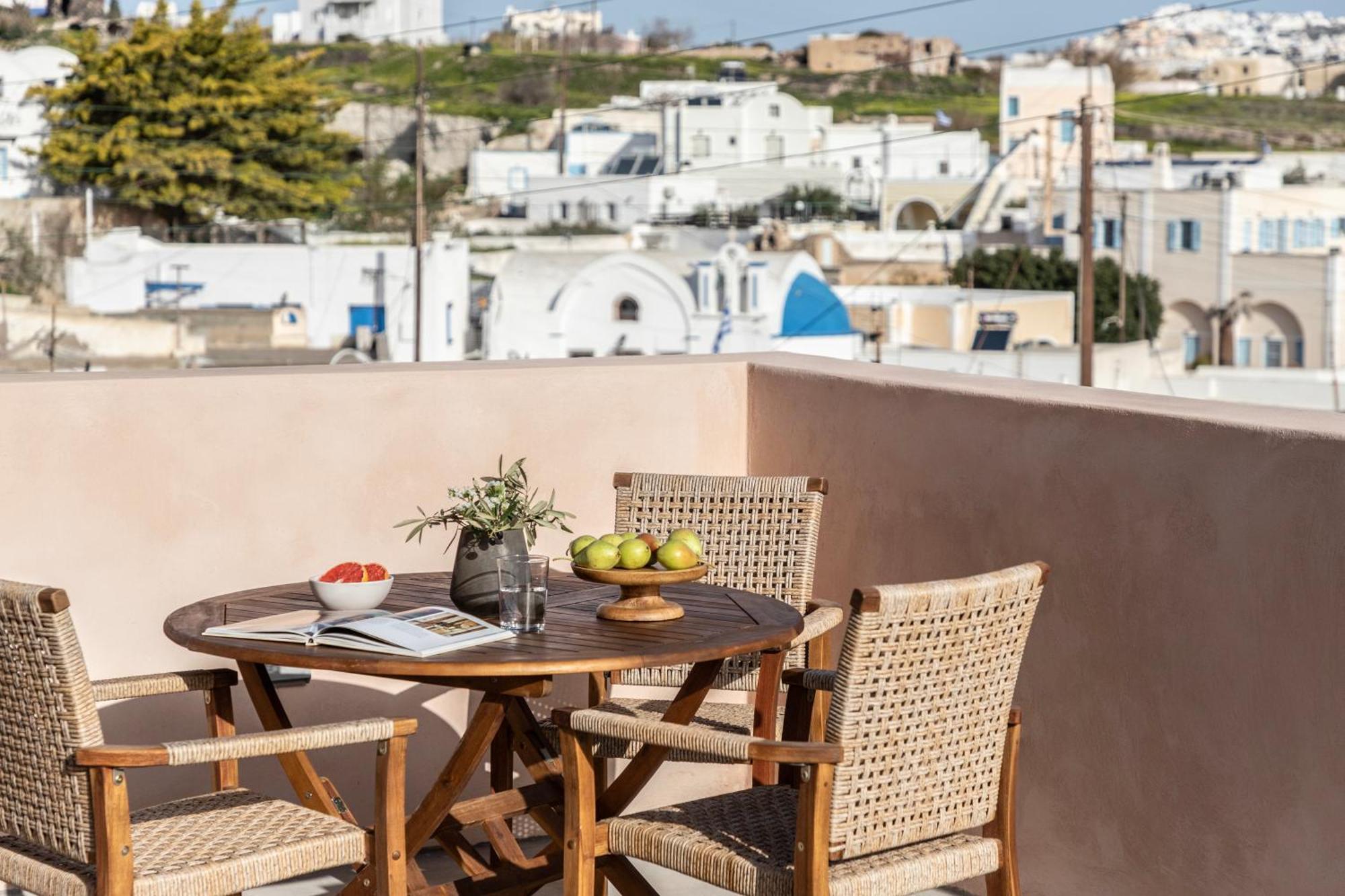 Frescoes Luxury Suites By Kb Hospitality Mesaria Exterior foto